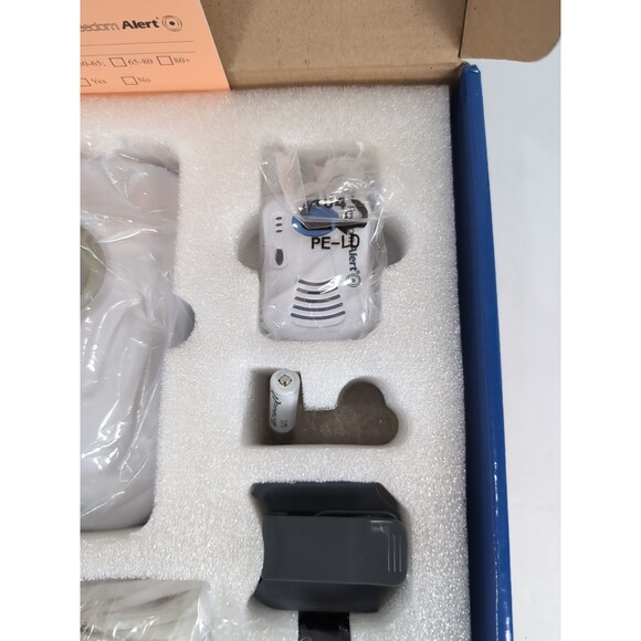 Logicmark Freedom Alert 35511 2-Way Voice Emergency Pendant Device (Read Descri) - Picture 7 of 11